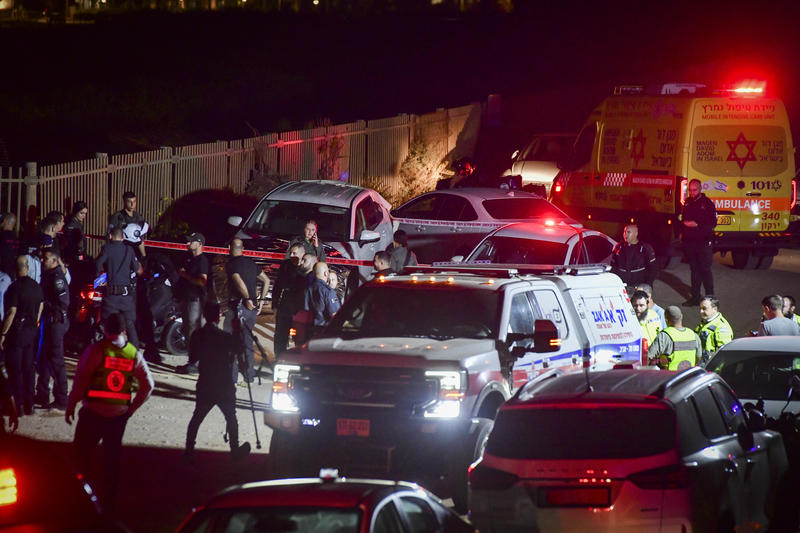 Rescue and police forces search for Military Advocate General Maj. Gen. Yifat Tomer-Yerushalmi at Hof HaTzuk Beach in Tel Aviv. Yerushalmi was later found alive and well, November 2, 2025.