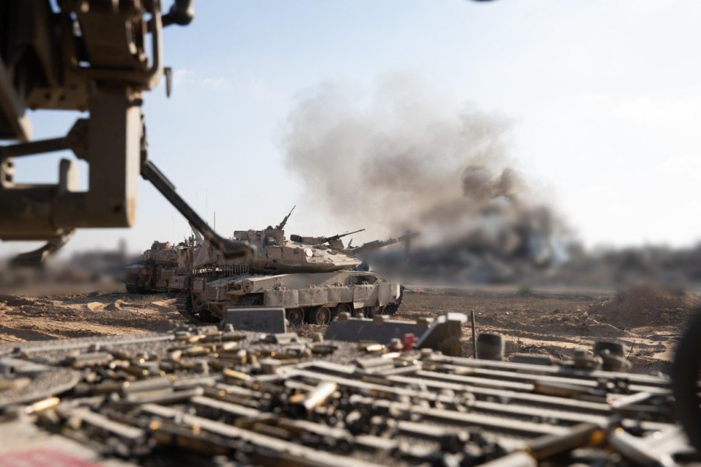 Forces from the Nahal Brigade’s combat team advanced to conduct a search in the Rafah area.